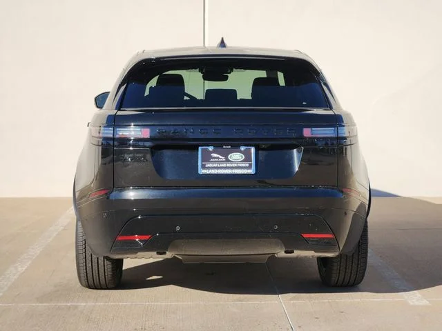 Used 2025 Black Land Rover Dynamic SE image 6