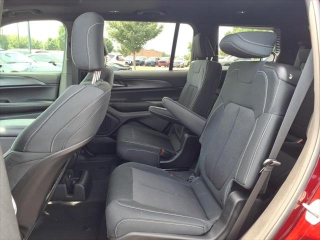 New 2026 Velvet Red Pearl-Coat Exterior Paint Jeep Laredo X image 19