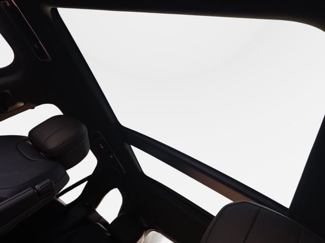 New 2026 British Racing Green LAND ROVER Dynamic SE image 20