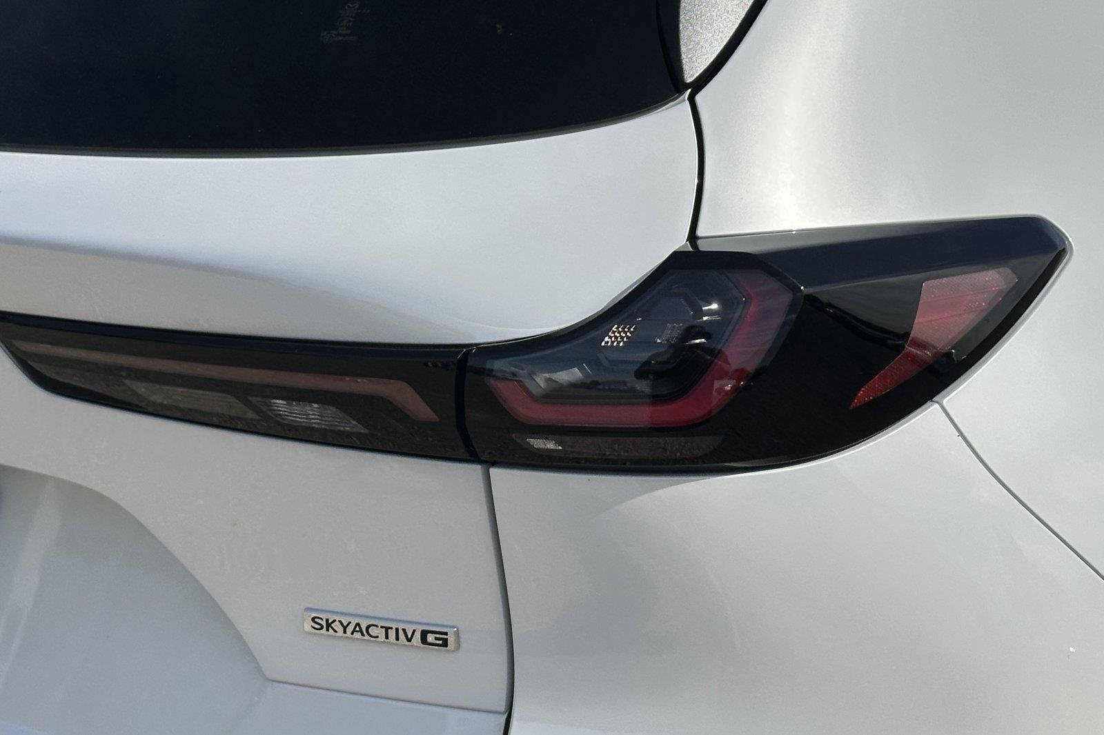New 2026 Rhodium White Metallic Mazda 2.5 S Premium Plus image 33