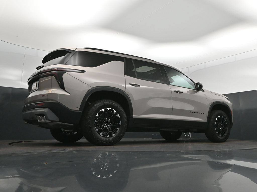 2027 Chevrolet Traverse Z71 - Photo 42