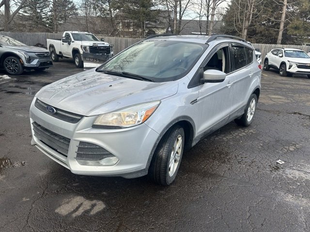 Used 2016 Ford Escape SE with VIN 1FMCU9G99GUC46778 for sale in Davison, MI