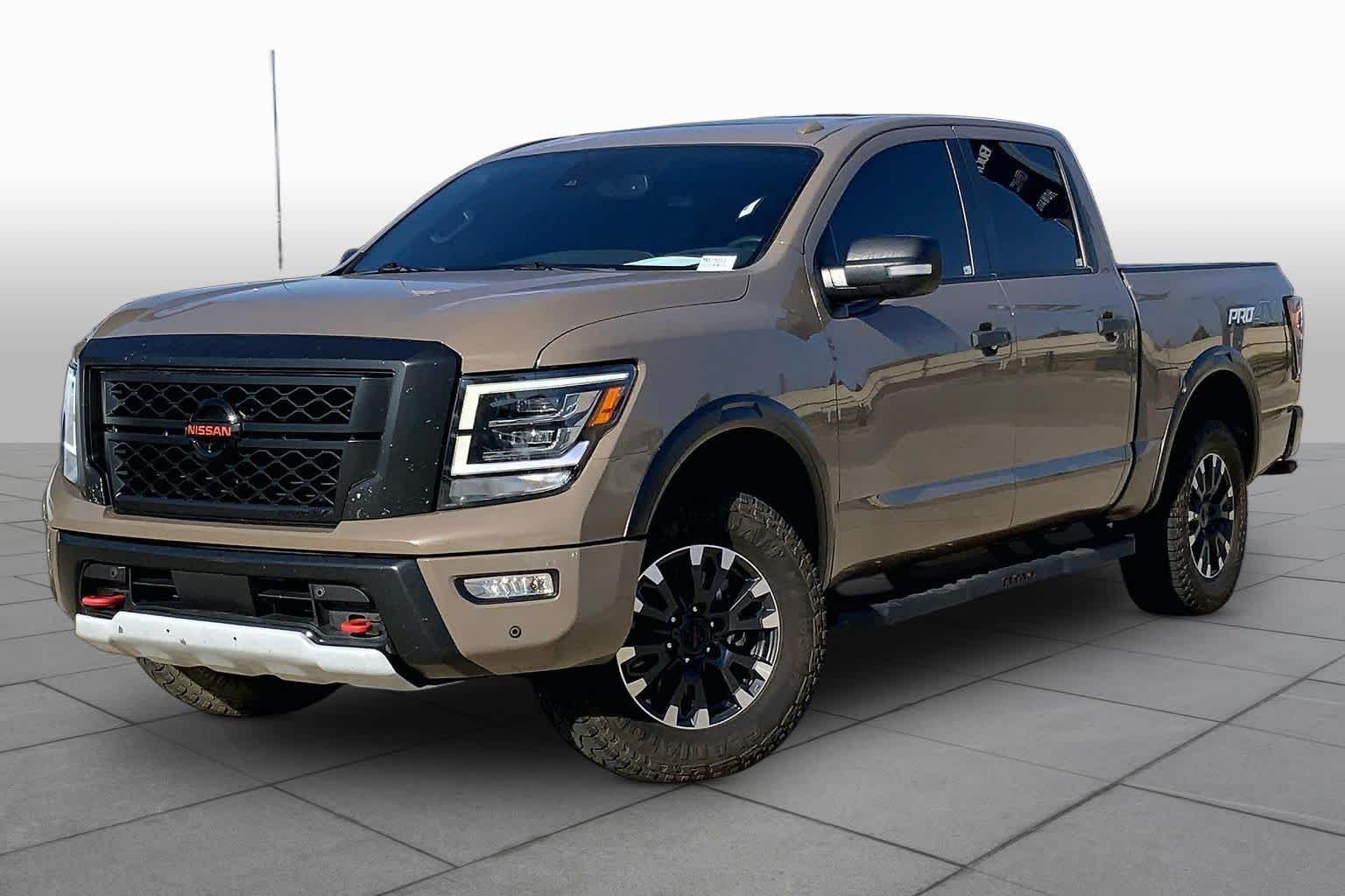 2021 Nissan Titan PRO-4X 4X4 Crew Cab's photo