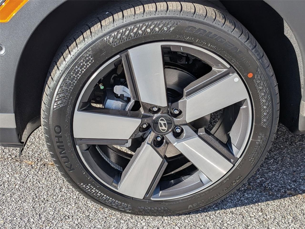 2026 Hyundai Santa Fe Limited - Photo 10