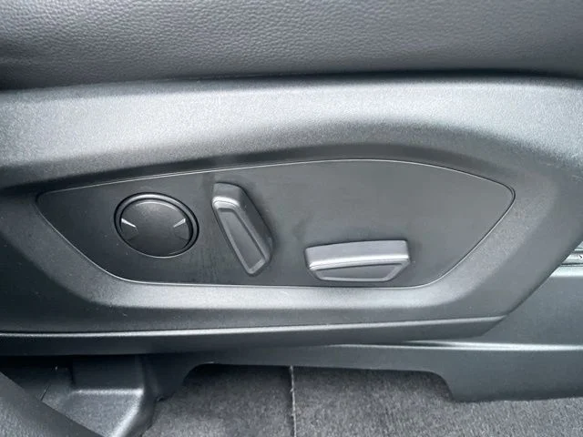 2023 Ford Explorer Limited - Photo 11
