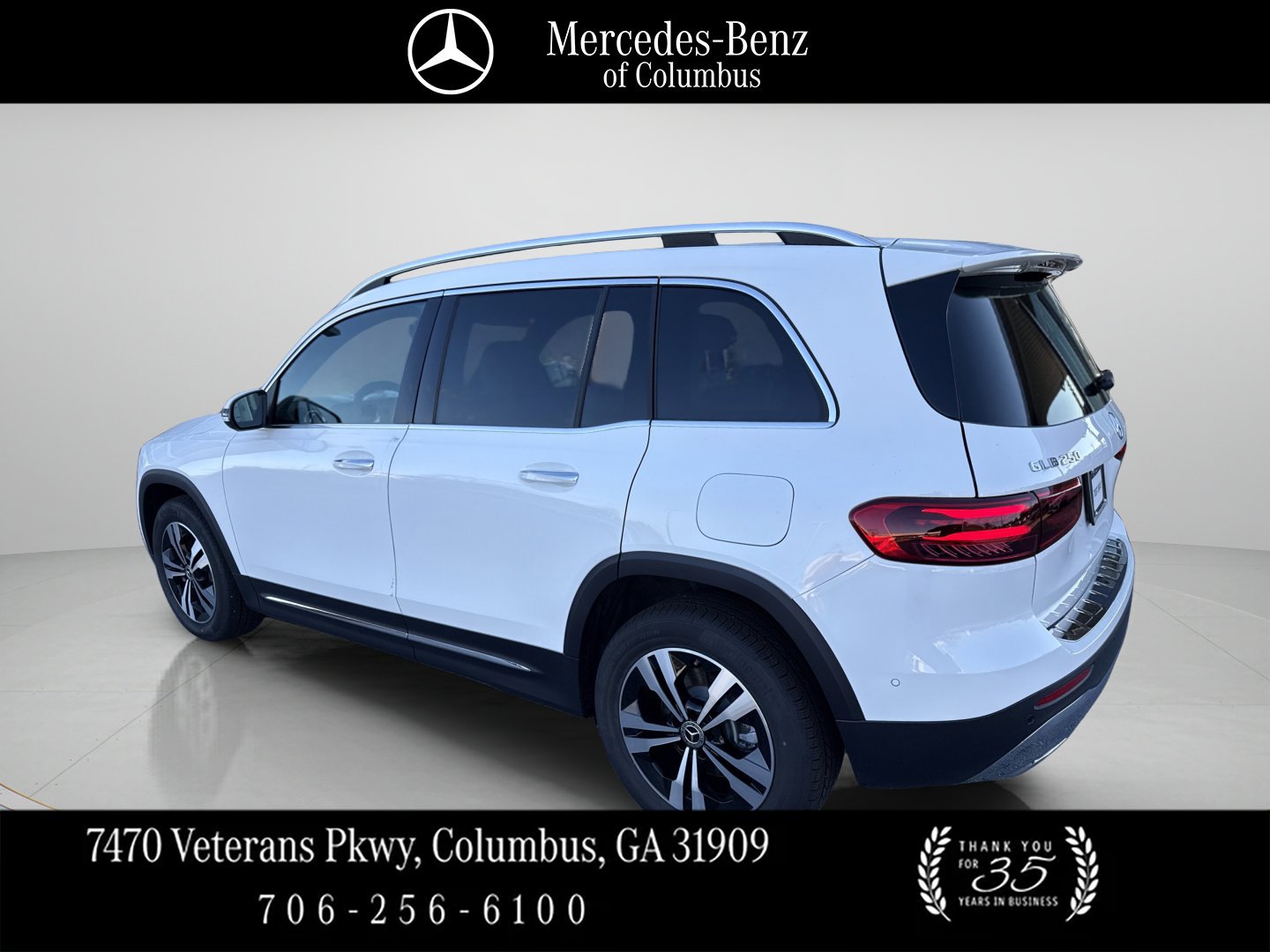 Used 2026 Polar White Mercedes-Benz GLB 250 image 3