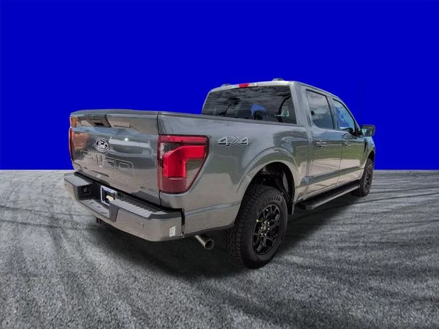 New 2026 Gray Ford XLT image 4