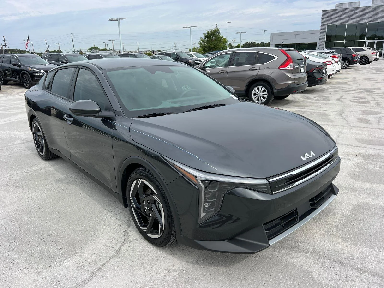 Used 2025 Interstellar Gray Kia EX image 3