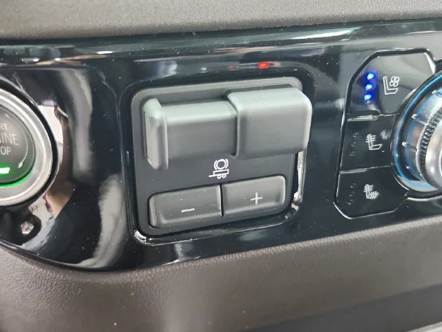 2026 GMC Sierra 1500 SLT - Photo 39