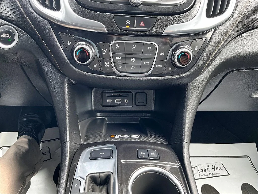 Used 2022 Silver Chevrolet Premier image 32