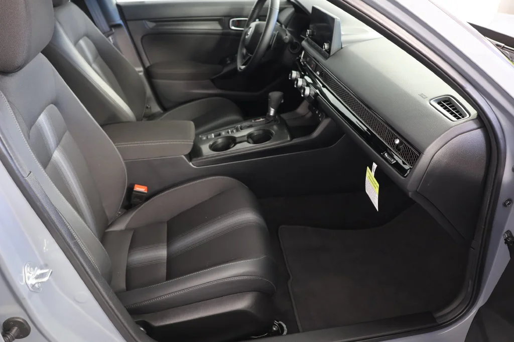 Used 2026 Urban Gray Pearl Honda Sport image 22