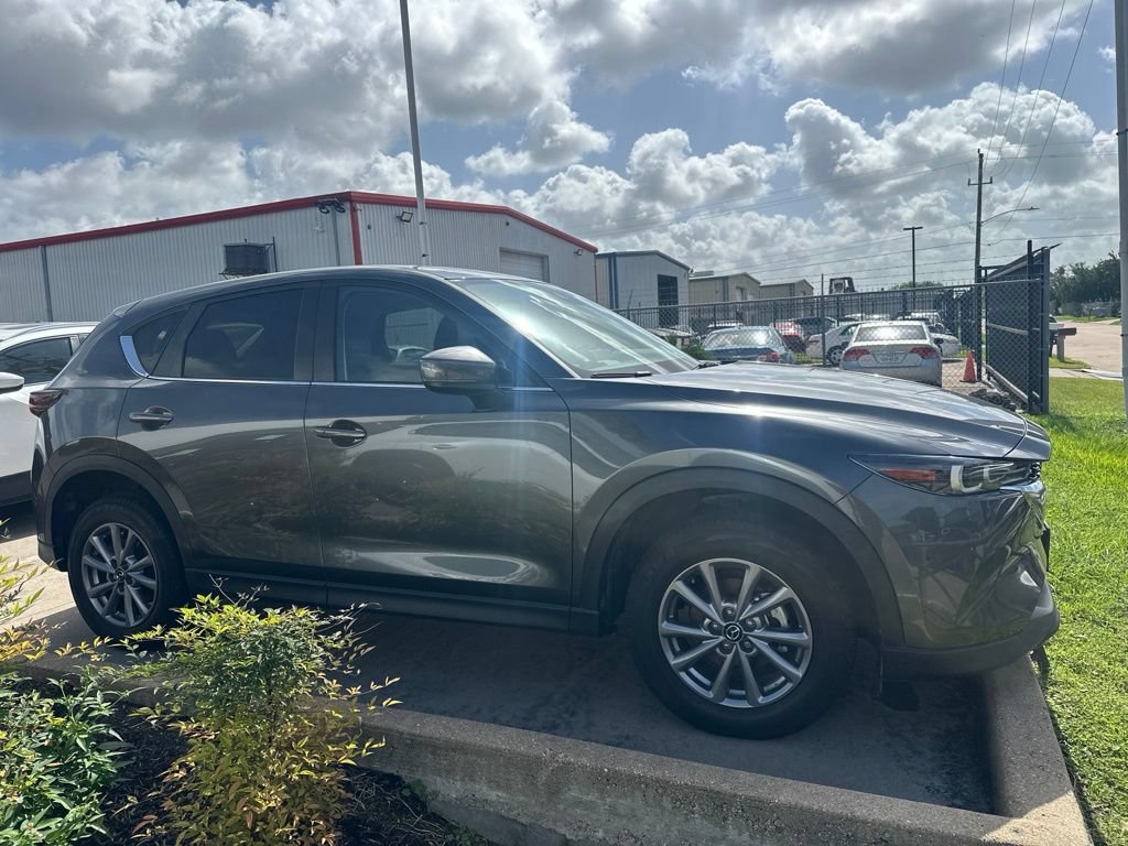 Used 2023 Machine Gray Metallic Mazda 2.5 S Preferred Package image 4