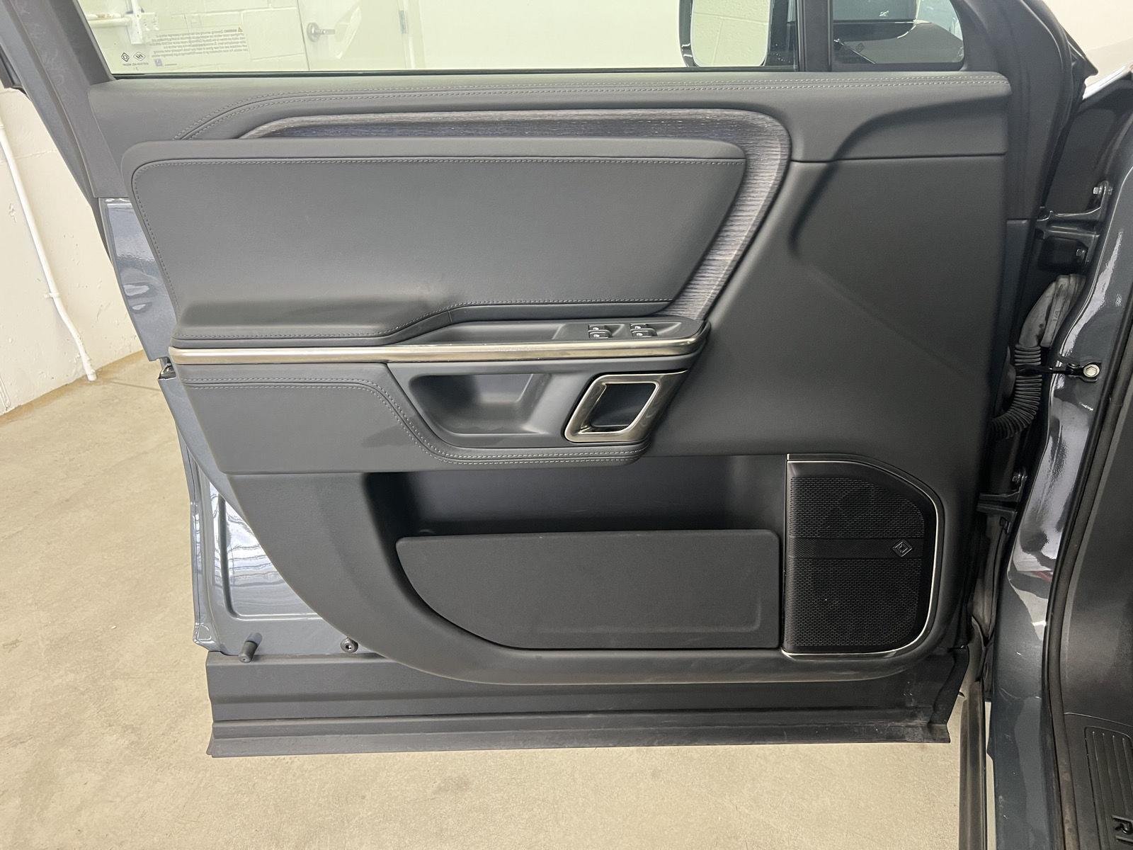 2024 Rivian R1S Adventure - Photo 11