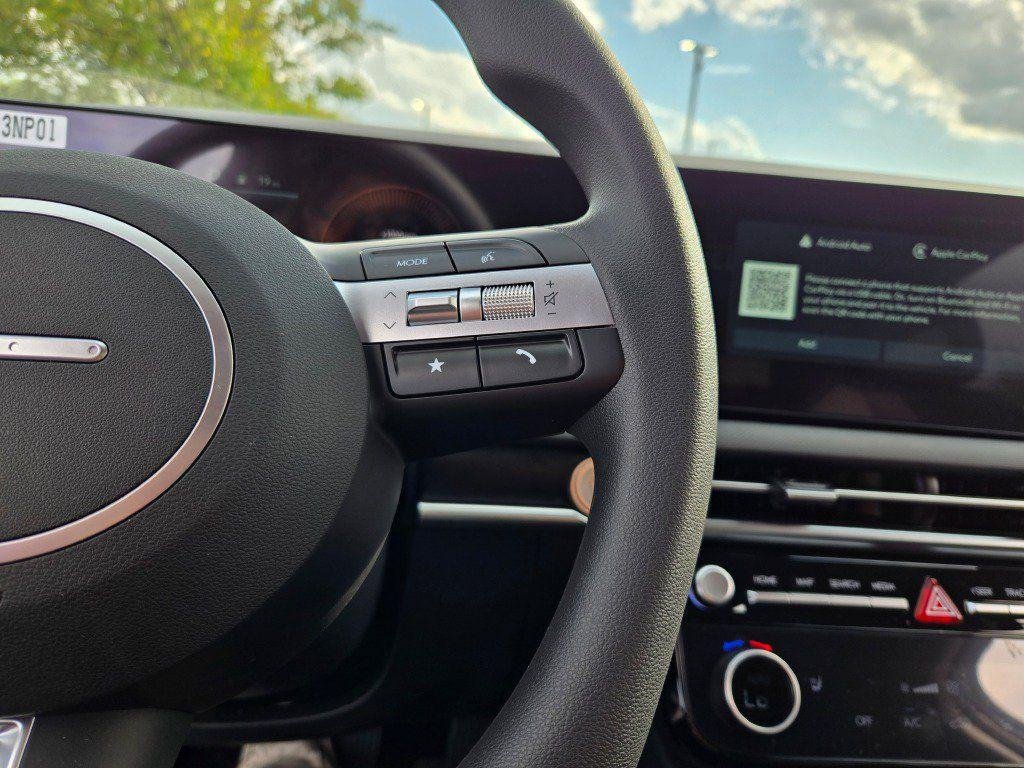 New 2026 Silver Hyundai SEL AWD image 26