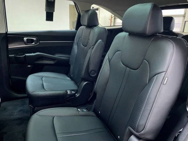 New 2026 Snow White Pearl Kia EX image 35