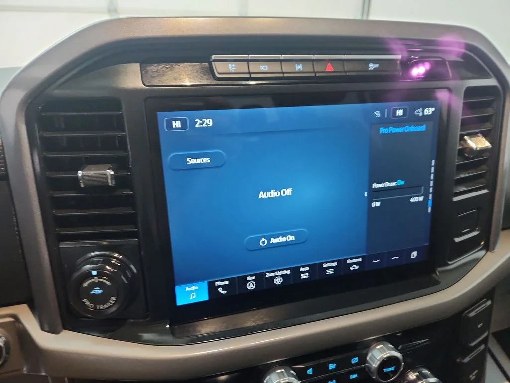 Used 2024 Black Ford XLT image 18