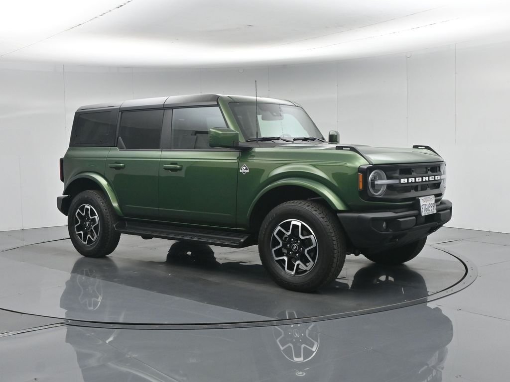 Certified Used 2025 Green Ford Outer Banks image 27