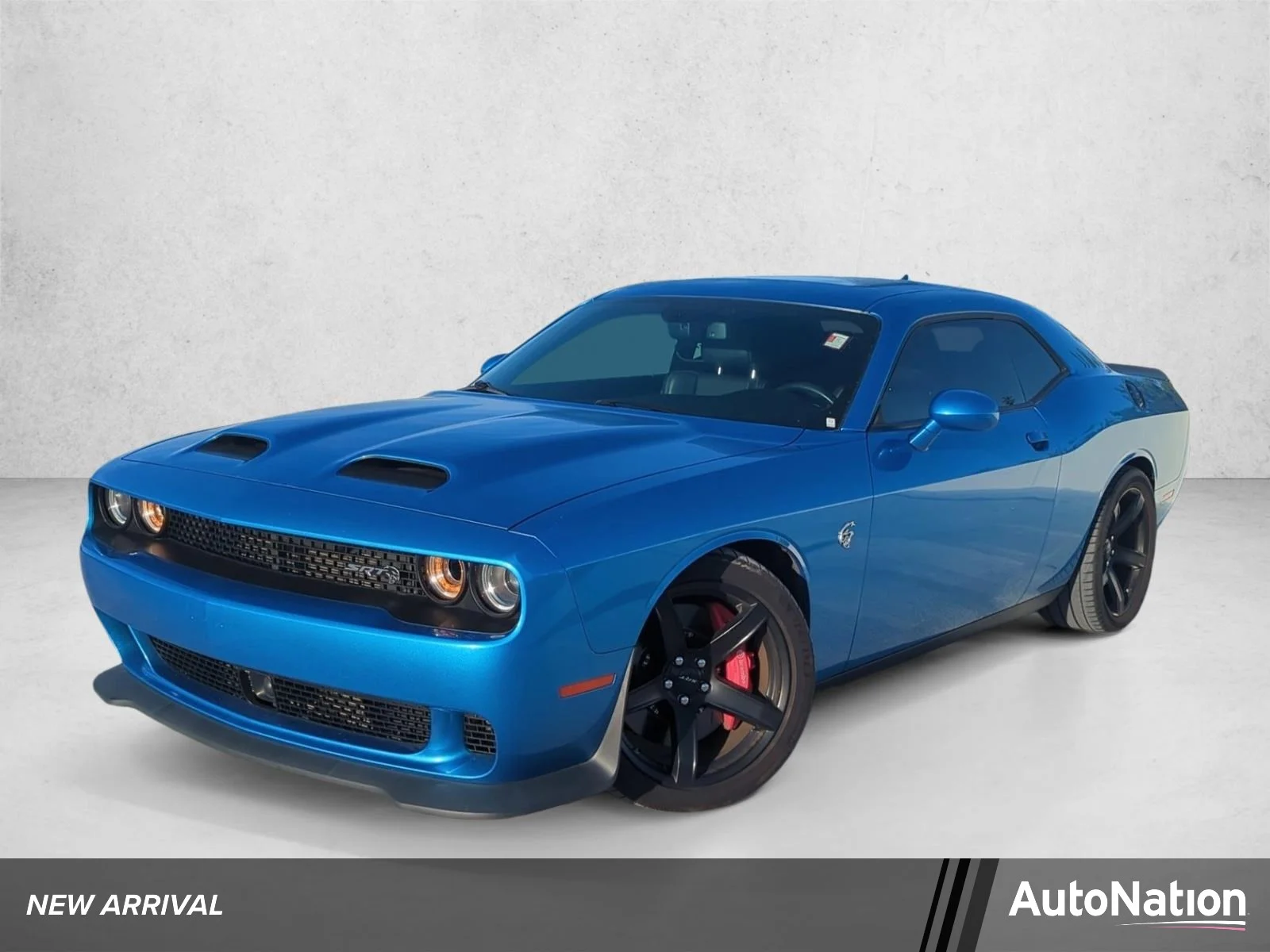 Used 2019 B5 Blue Pearlcoat Dodge SRT Hellcat image 1