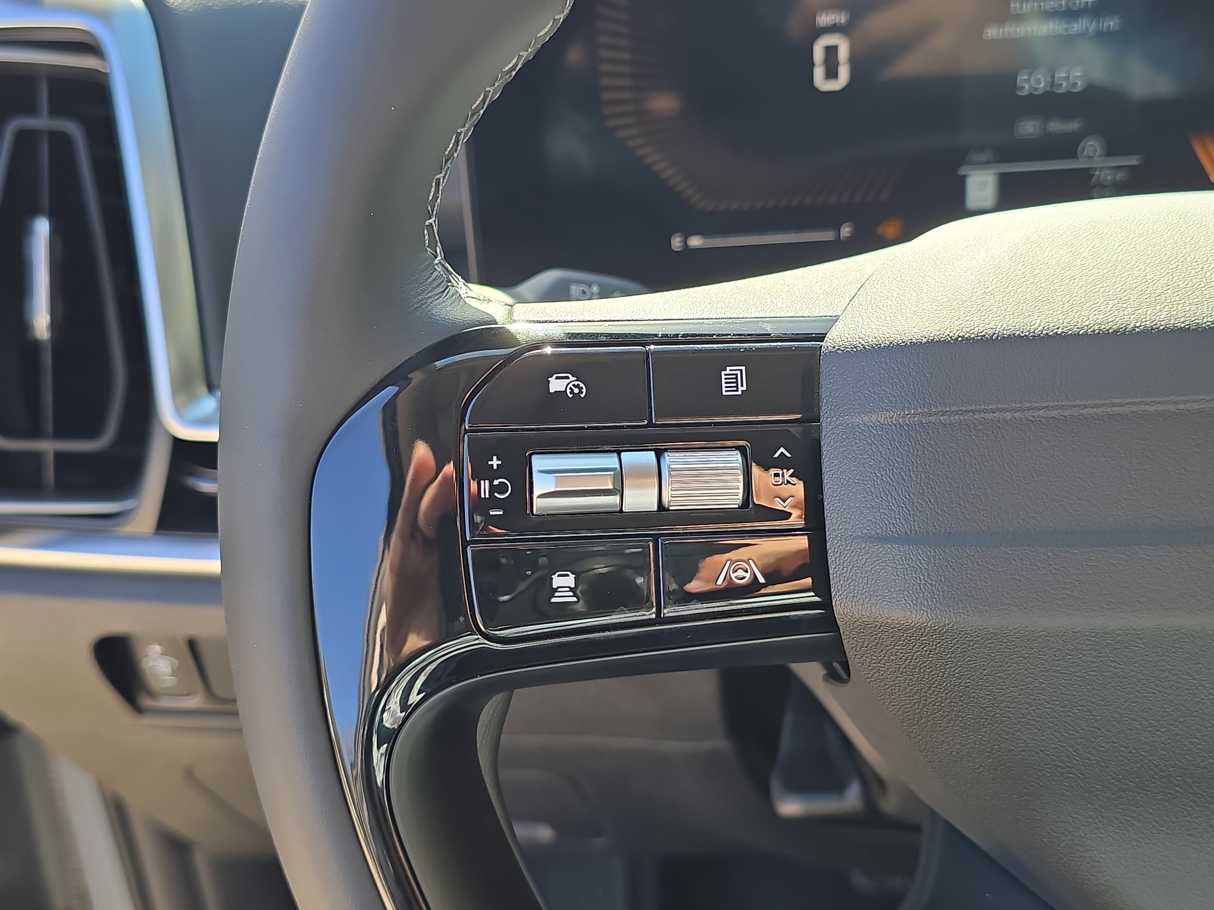New 2026 Wolf Gray Kia S image 34