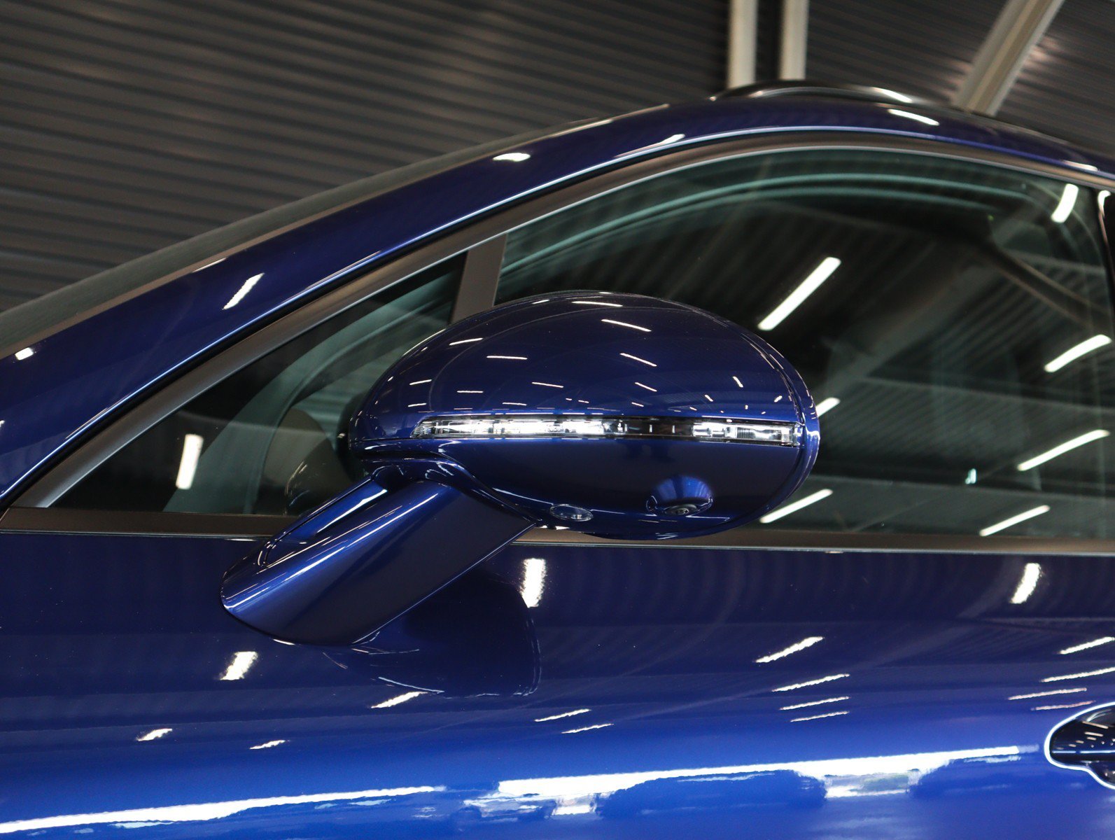 New 2026 Gentian Blue Metallic Porsche  image 31