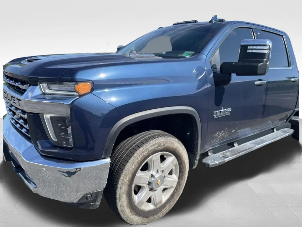 Used 2022 Blue Chevrolet LTZ image 7