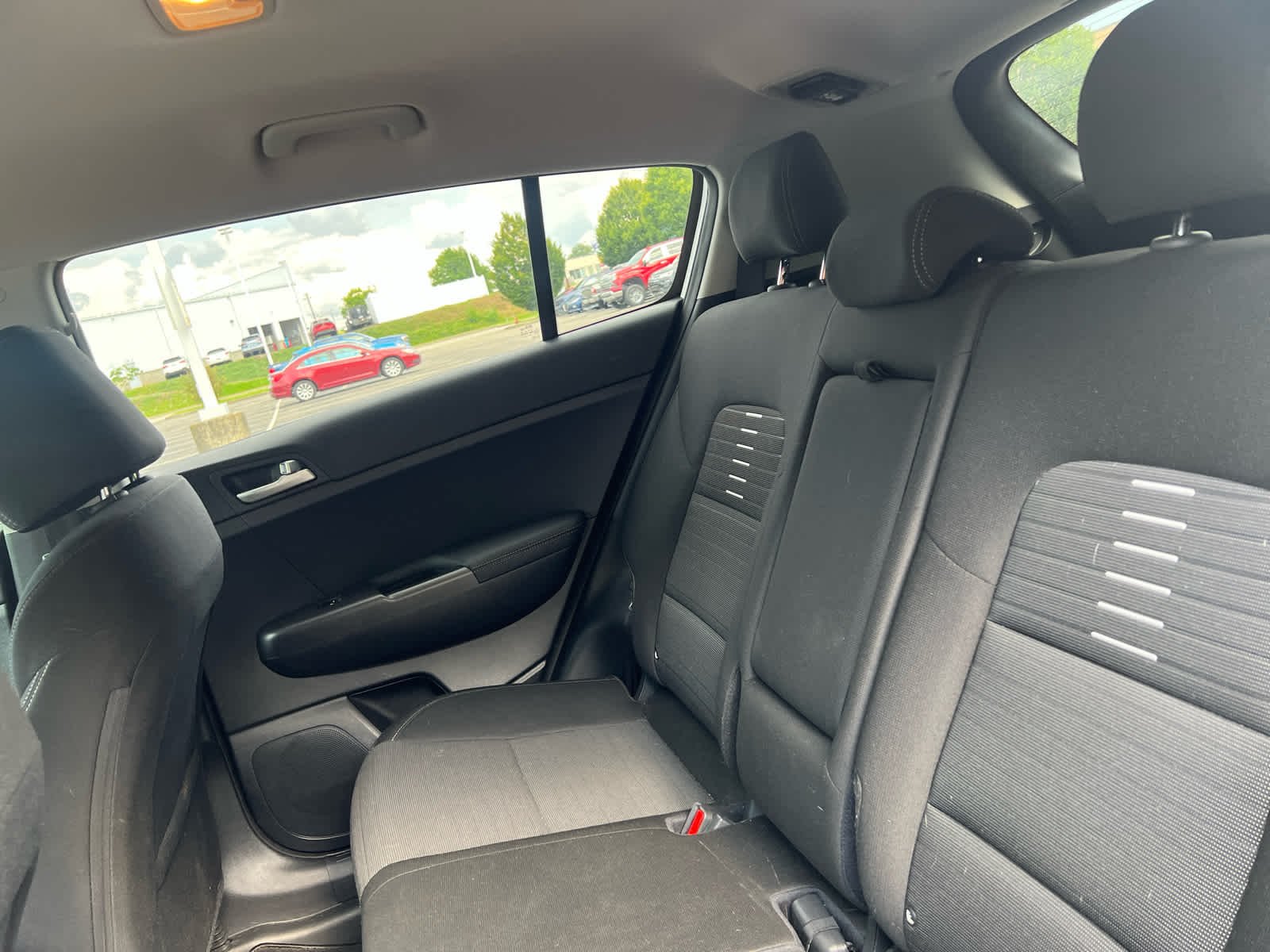Used 2022 Snow White Pearl Kia LX image 25