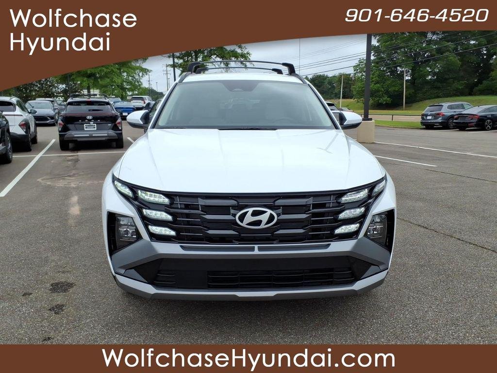 New 2026 White Hyundai SEL FWD image 8