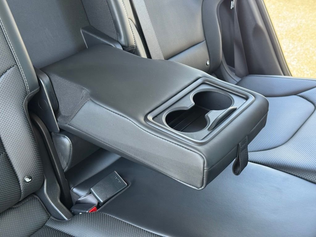 Used 2023 Steel Gray Kia Wind image 20
