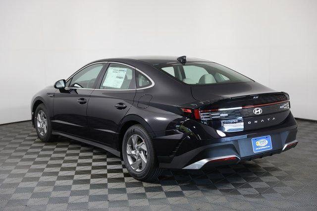 New 2026 Blue Hyundai SE image 64