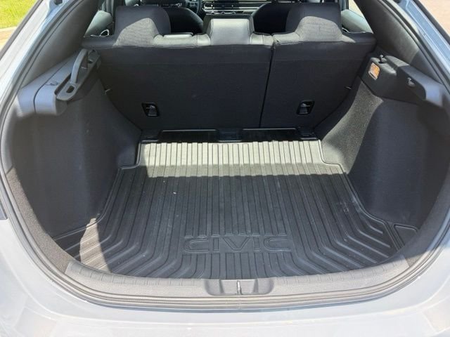 Used 2025  Honda Sport image 5