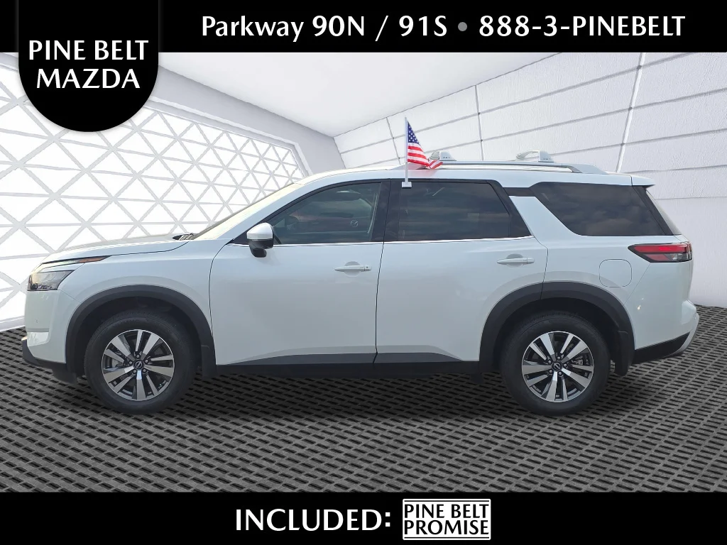 Used 2025 White Nissan SL image 1