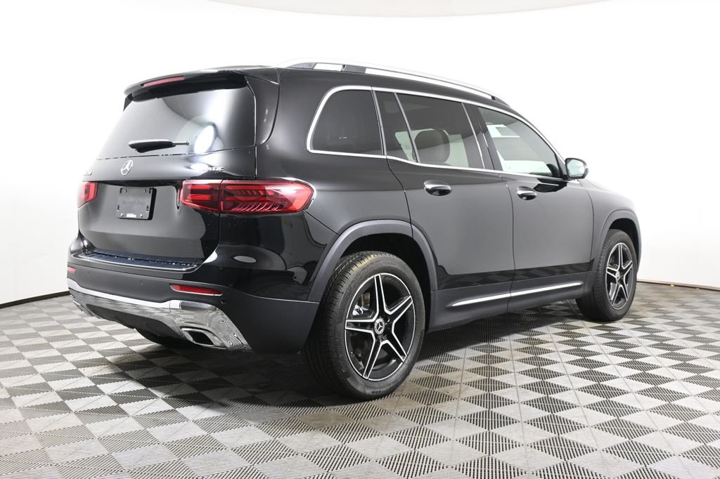 Used 2026 Night Black Mercedes-Benz GLB 250 image 7
