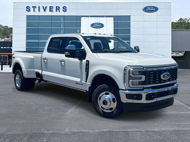 2026 Ford F-350 Lariat 4x4 Crew Cab 8' Box DRW's photo
