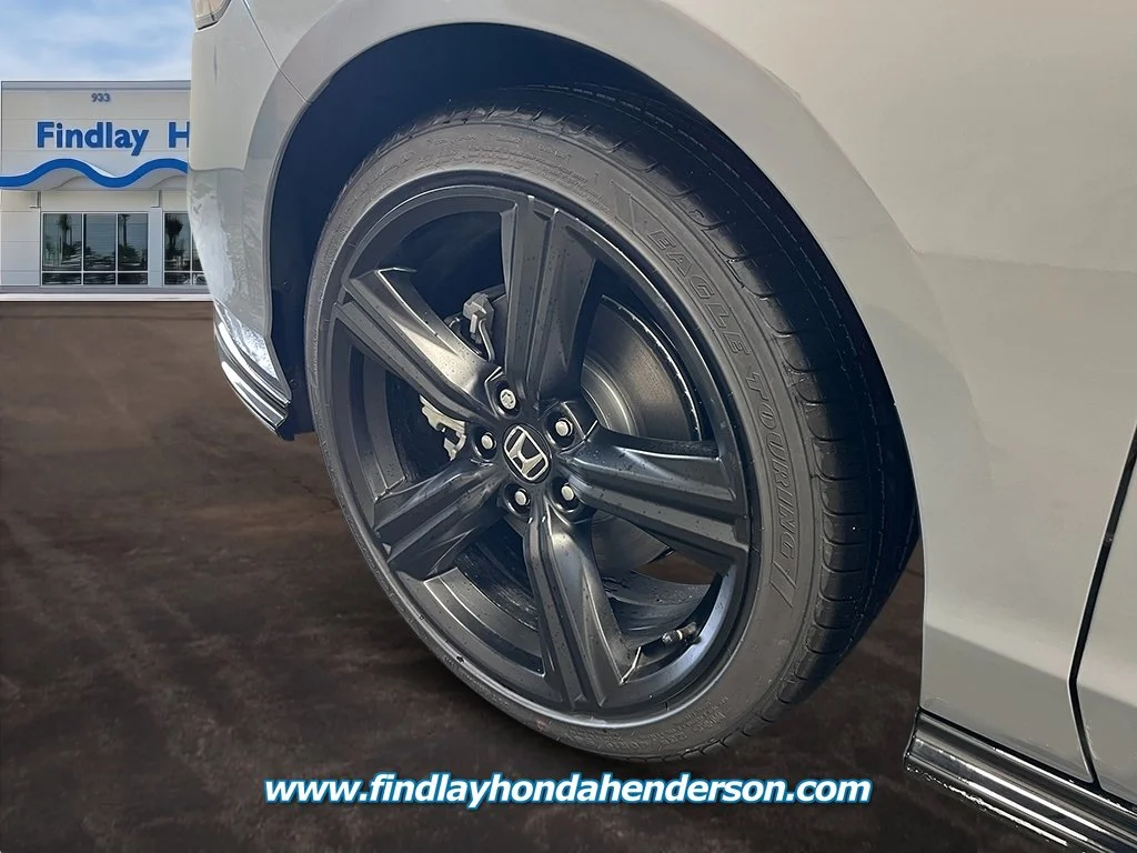 New 2026 Urban Gray Pearl Honda Sport-L image 11