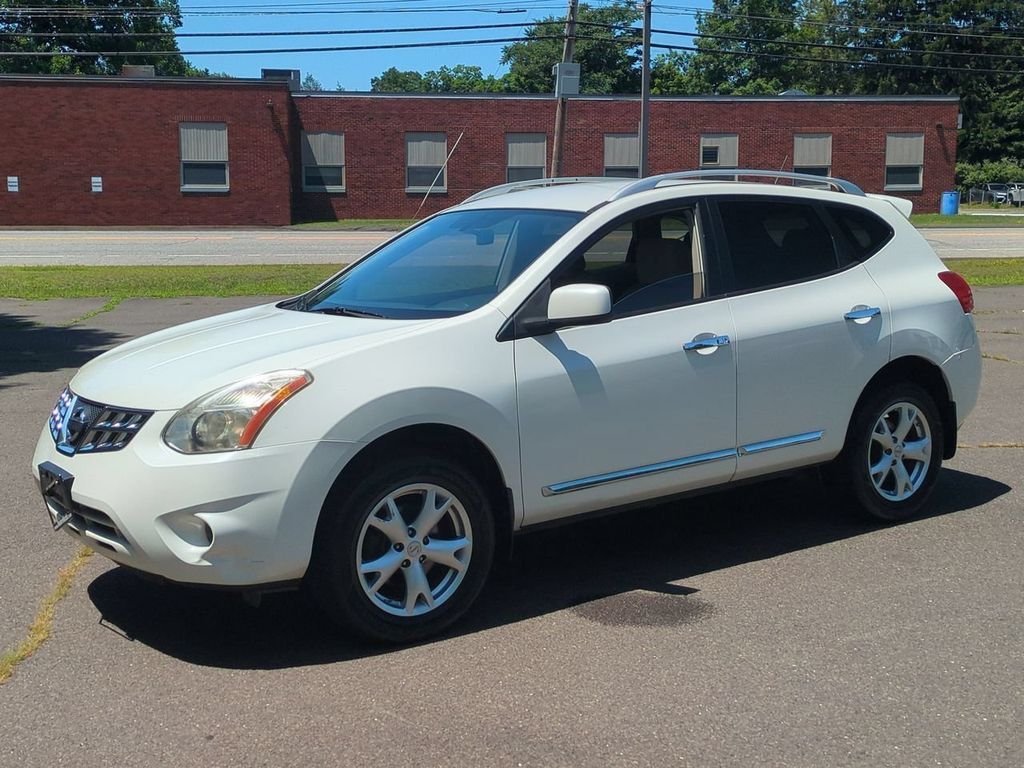 Used 2011 Nissan Rogue SV with VIN JN8AS5MV2BW305506 for sale in Thomaston, CT