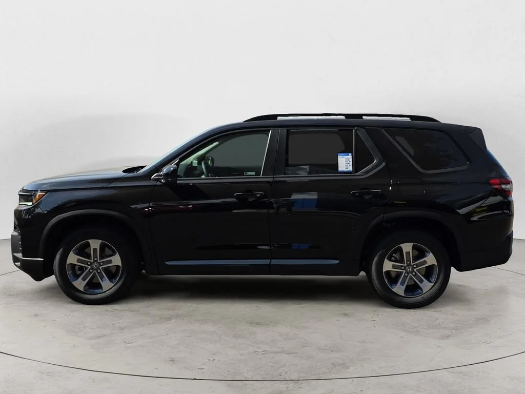 Certified Used 2026 Crystal Black Pearl Honda EX-L image 31