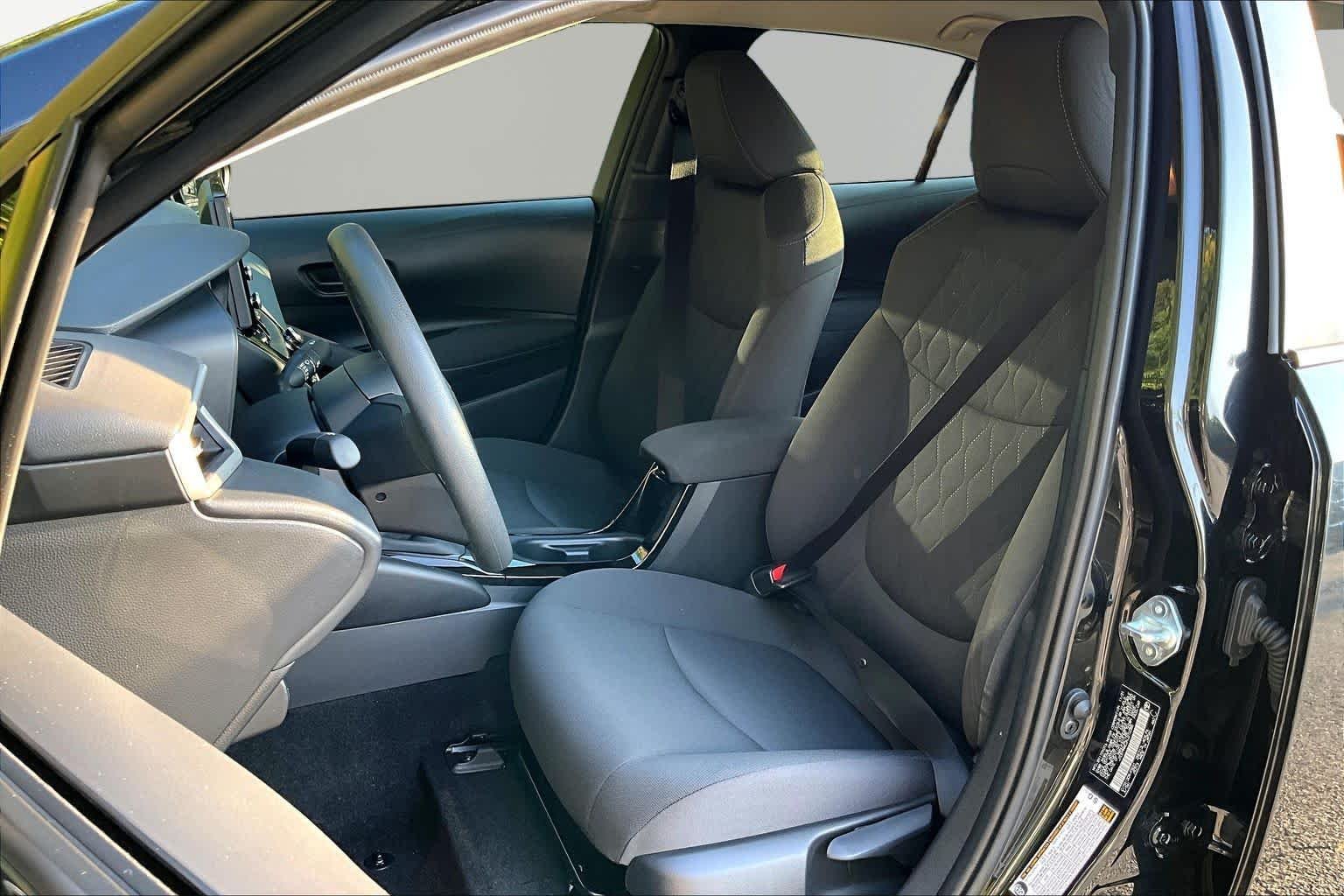Used 2022 Black Sand Pearl Toyota LE image 8