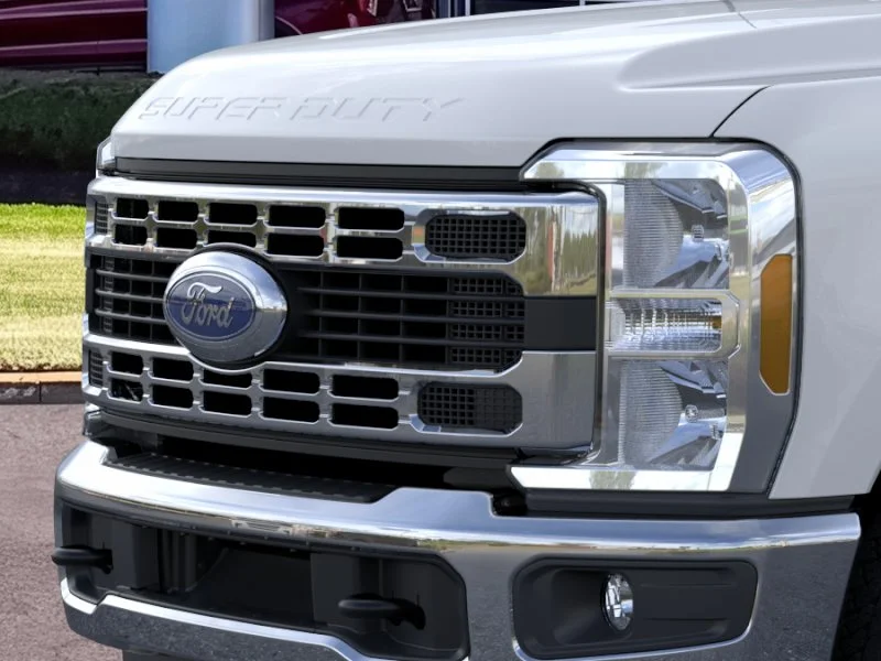 New 2026 Oxford White Ford F-250® XLT image 17