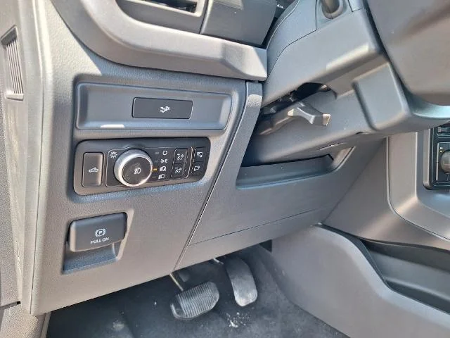 New 2026 Avalanche Ford XLT image 19