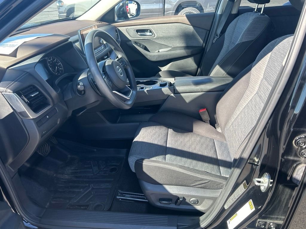 Used 2021 Black Nissan SV image 3