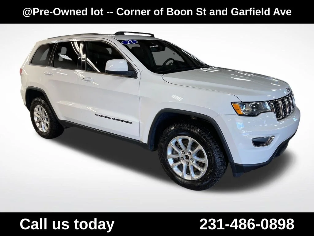 Used 2022 White Jeep Laredo X image 7