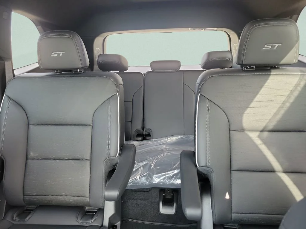 New 2026 Moonstone Gray Metallic Buick Sport Touring image 13