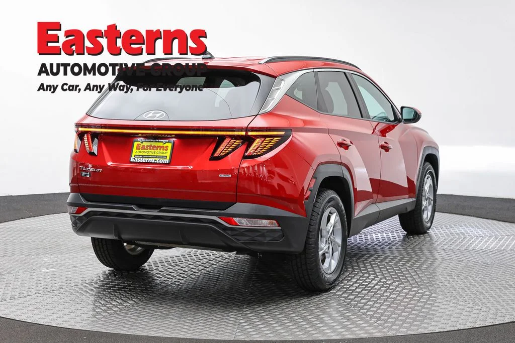 Used 2022 Red Hyundai SEL image 6