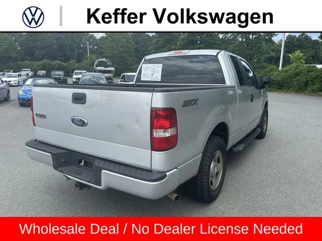 Used 2007  Ford XL image 5