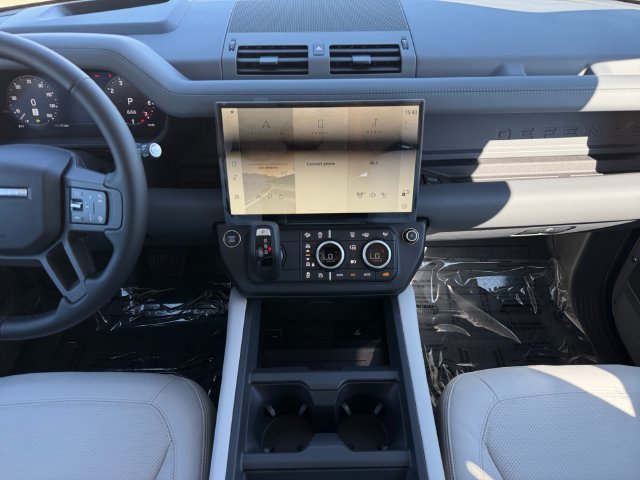 New 2026 Carpathian Grey Land Rover X-Dynamic SE image 15
