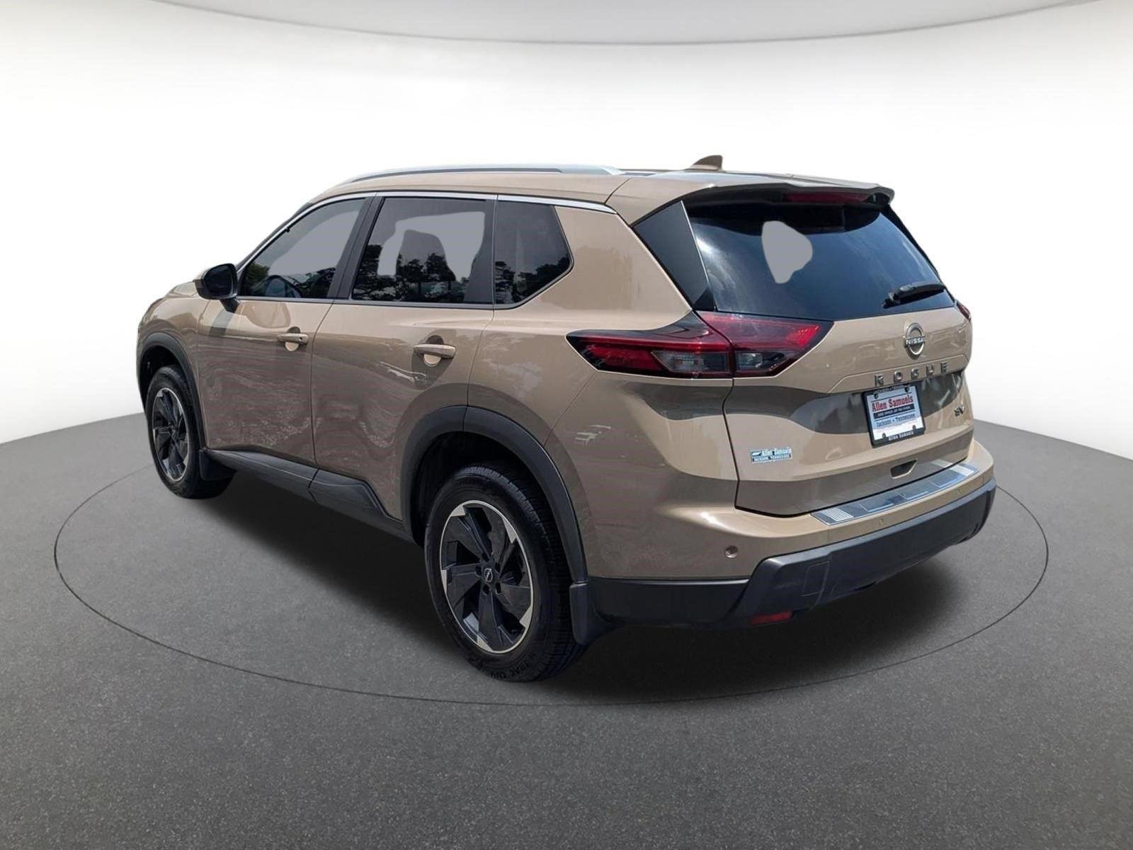 Used 2024 Baja Storm Metallic Nissan SV image 7