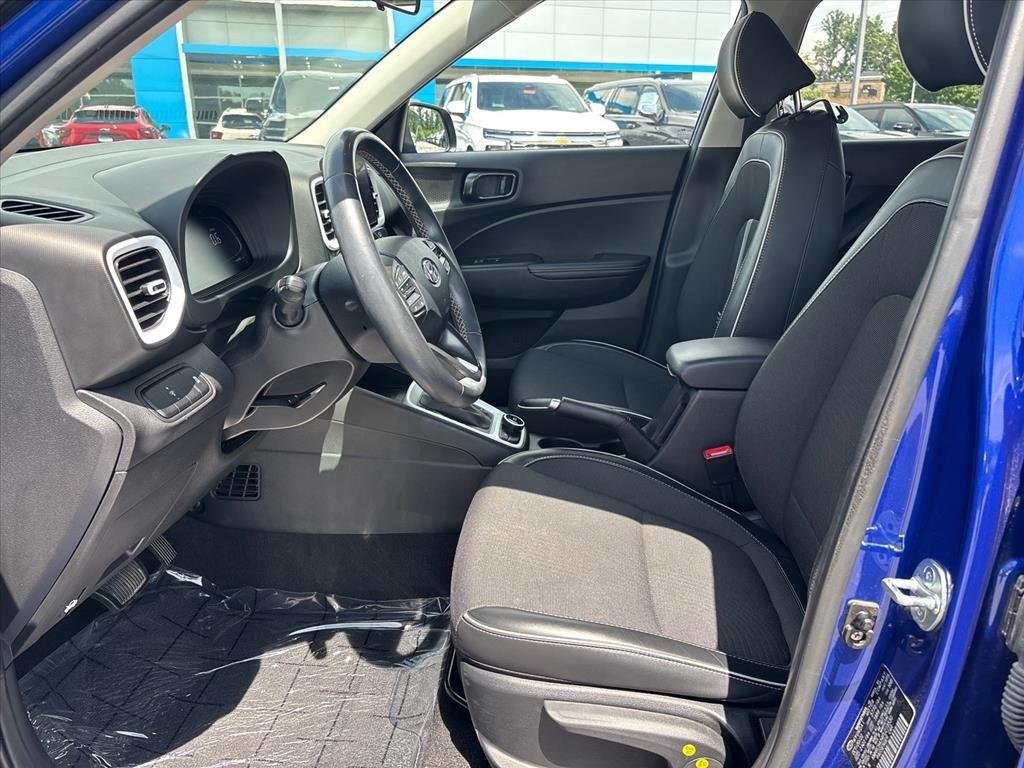 Used 2023 Blue Hyundai Limited image 22