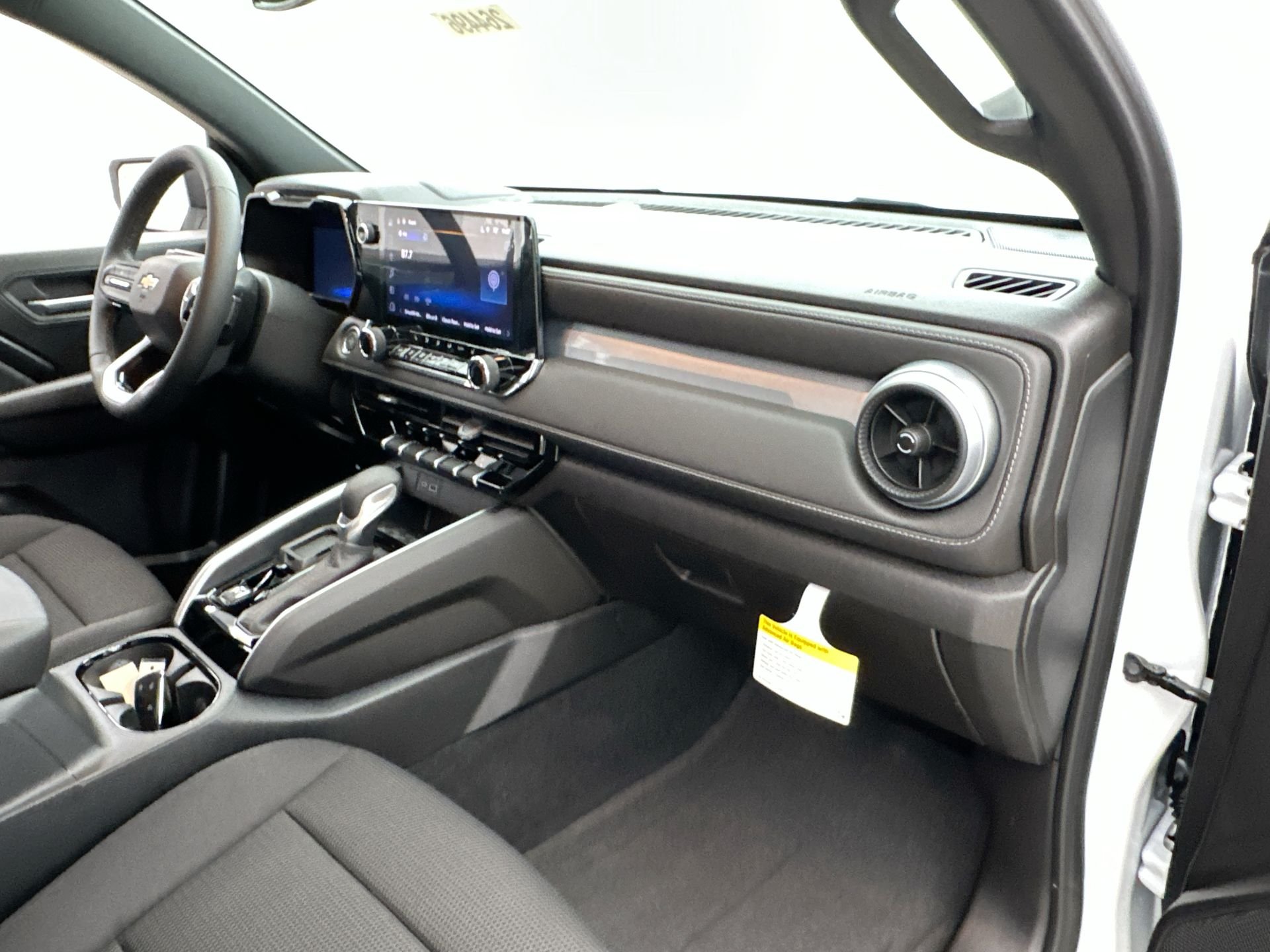 New 2026 Summit White Chevrolet LT image 85