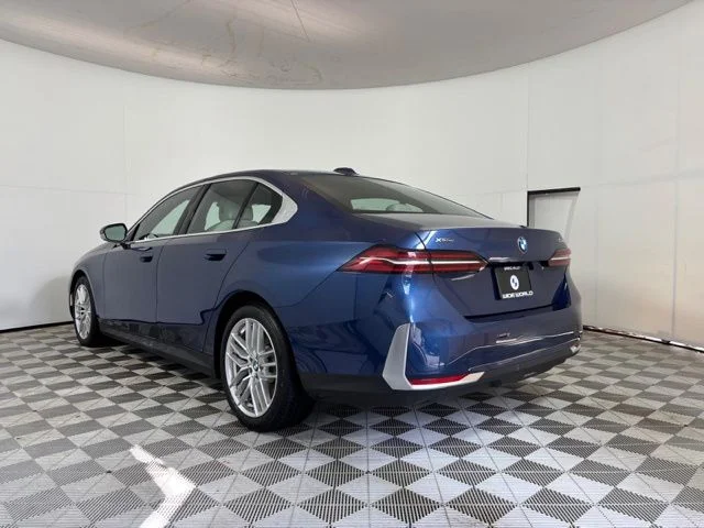 Used 2024 Phytonic Blue Metallic BMW 530i xDrive image 5