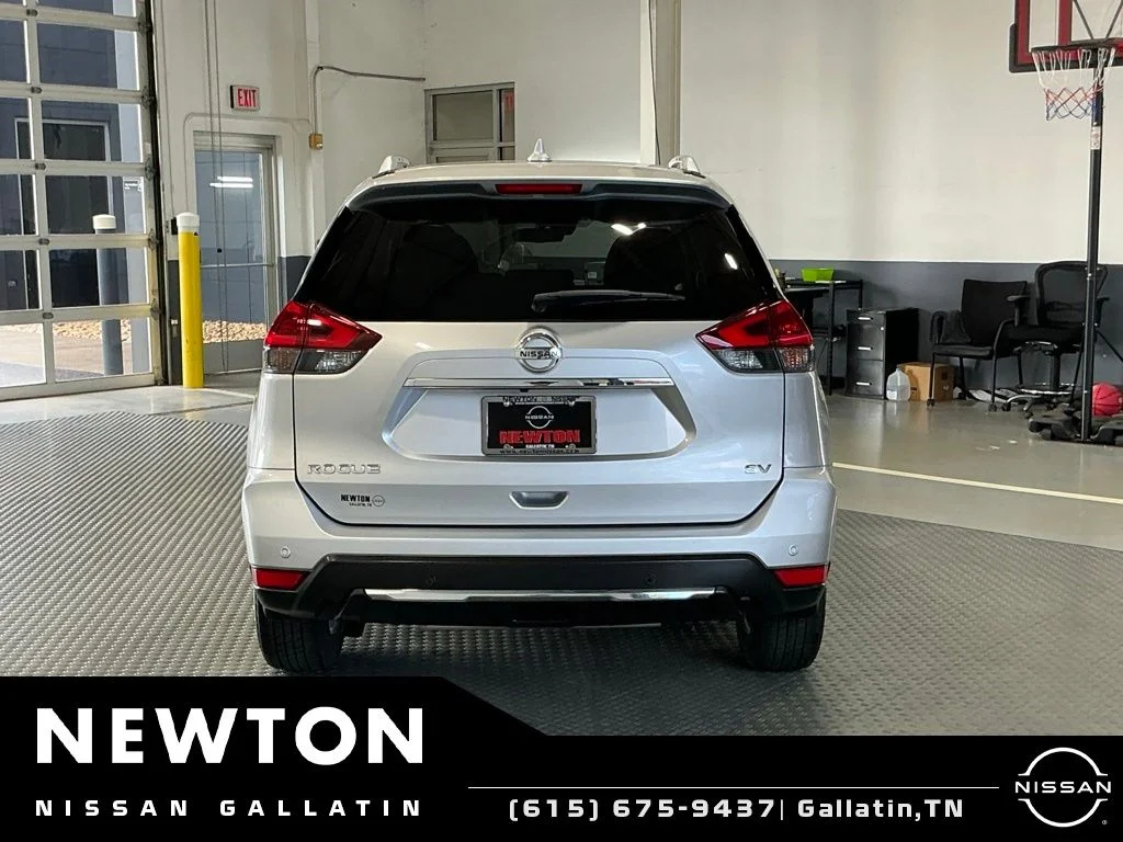 Used 2020 Brilliant Silver Metallic Nissan SV image 5